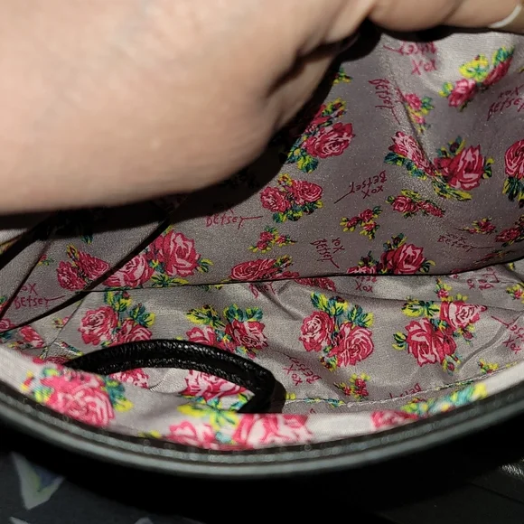 Bestsy Johnson Bag - Picture 7 of 8